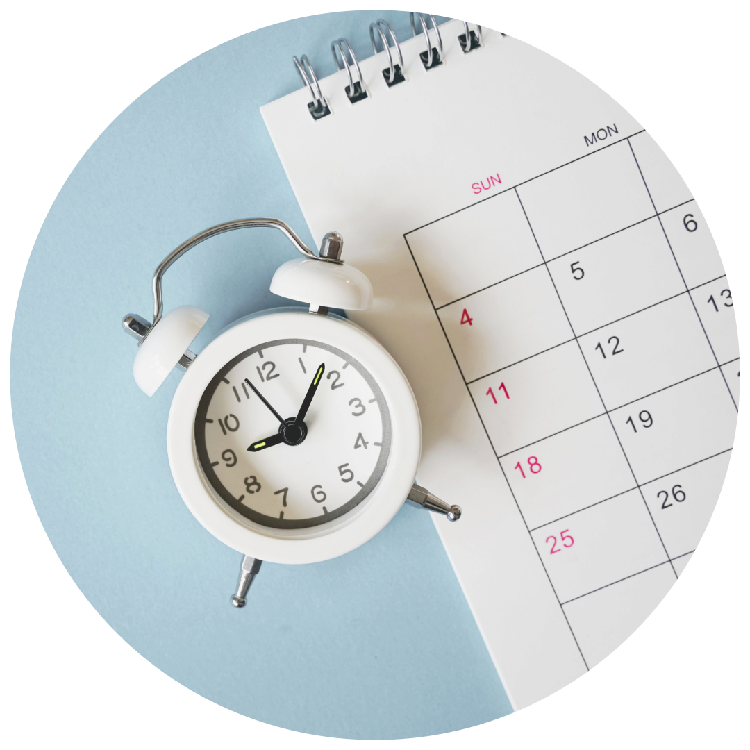 Image of a clock and a calendar 